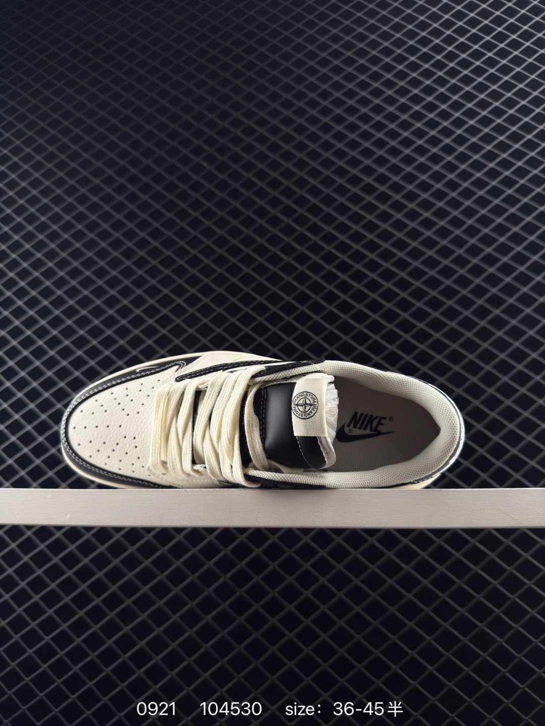 Travis Scott x Air Jordan 1 ” Reverse Mocha “